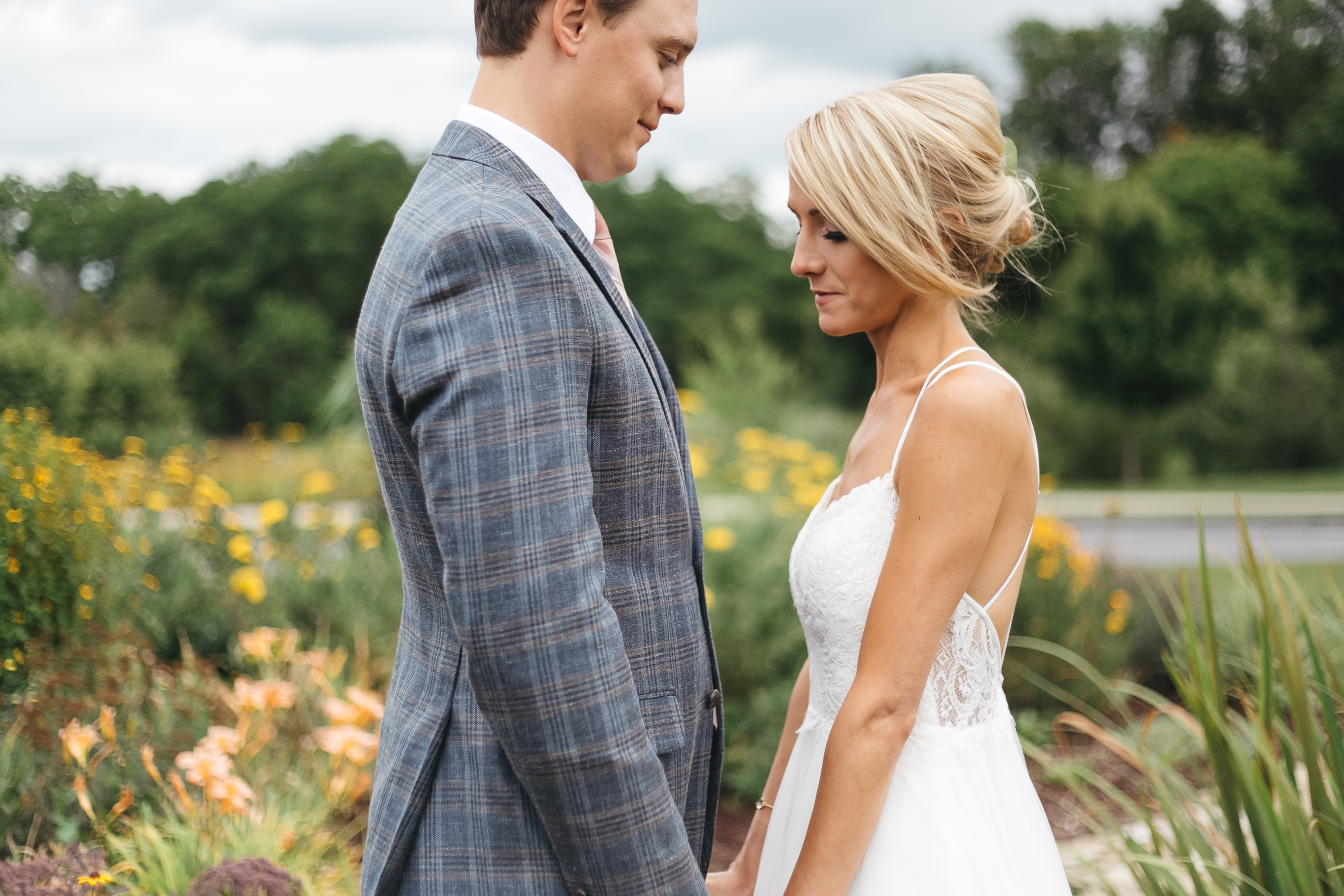 Skaneateles New York Wedding at Anyelas Vineyard by Emi Rose Studio