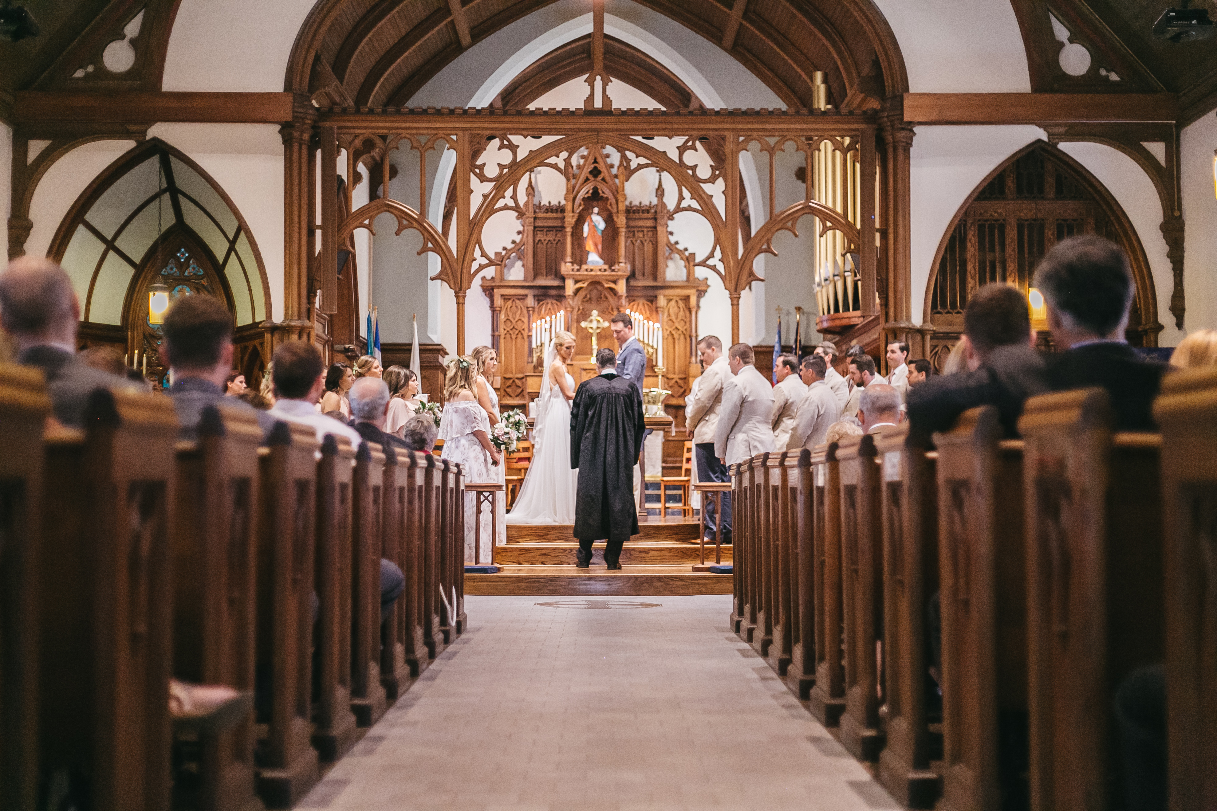 Skaneateles New York Wedding at Anyelas Vineyard by Emi Rose Studio